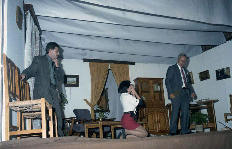 Teatro. Tres pares per en Totó. Compañía Es Cadafal. 20-10-1991.